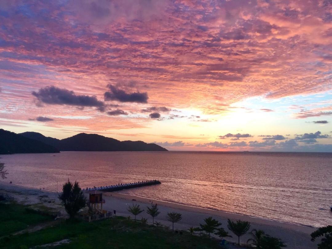 By The Sea Duplex Penthouse Baby Batu Ferringhi