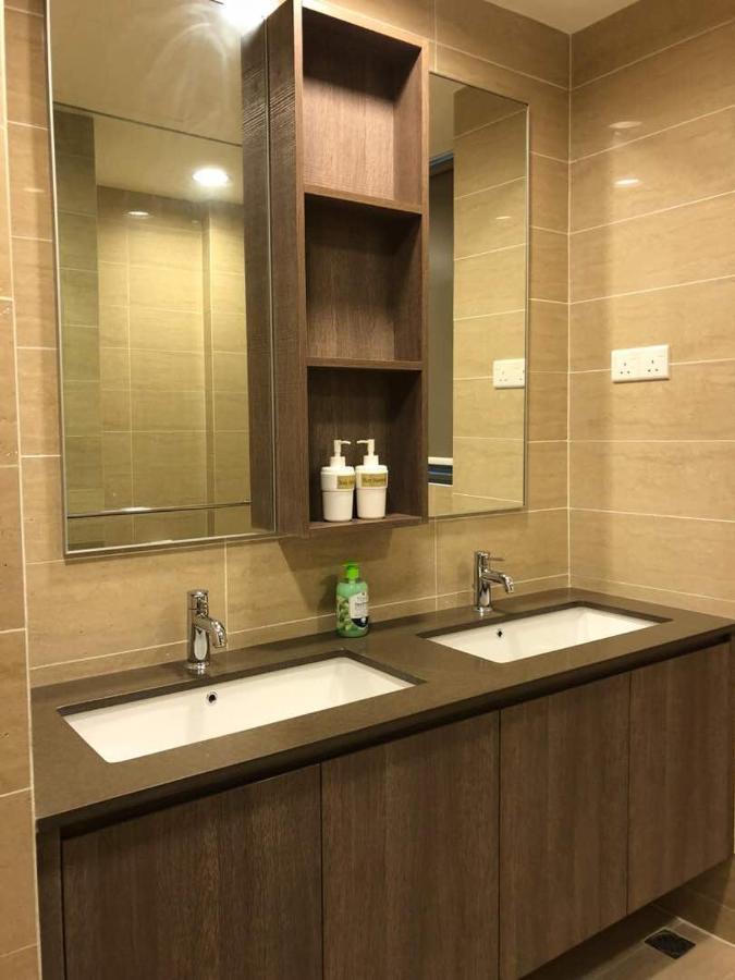 By The Sea Duplex Penthouse Baby Apartment